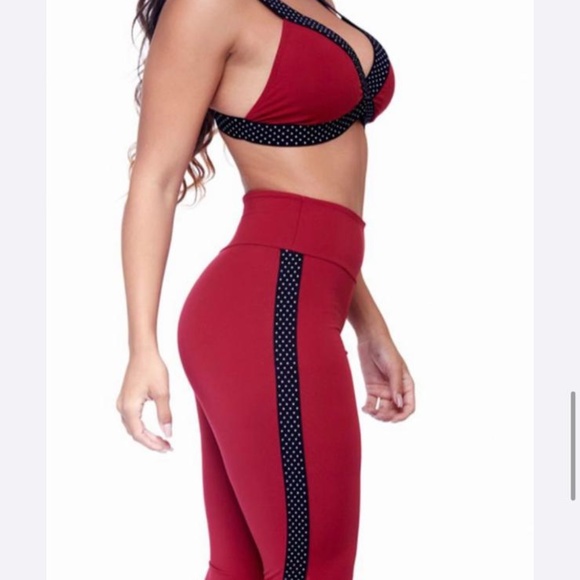 Outfit - Gym - Picture 1 of 3